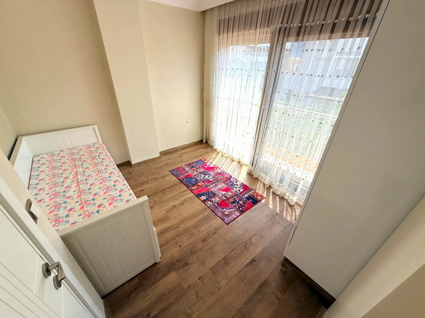 YÜKSEL'DEN GÜRE'DE ŞAHANE KONUMDA YERDEN ISITMALI LUX 5+1 VİLLA