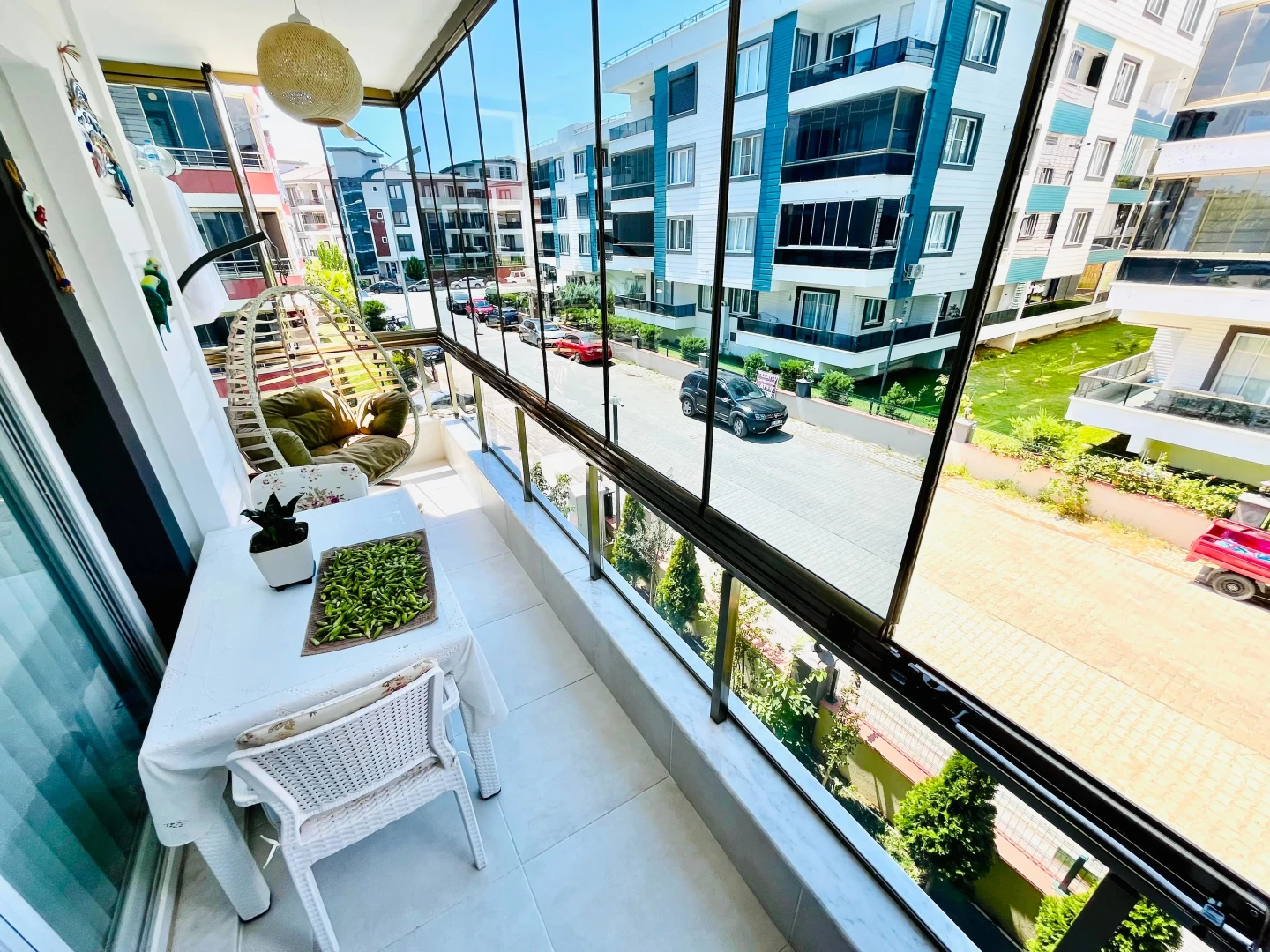 YETKİ YÜKSELDE AKÇAYIN EN GENİŞ EN FERAH SATILIK 1+1 LÜX DAİRESİ