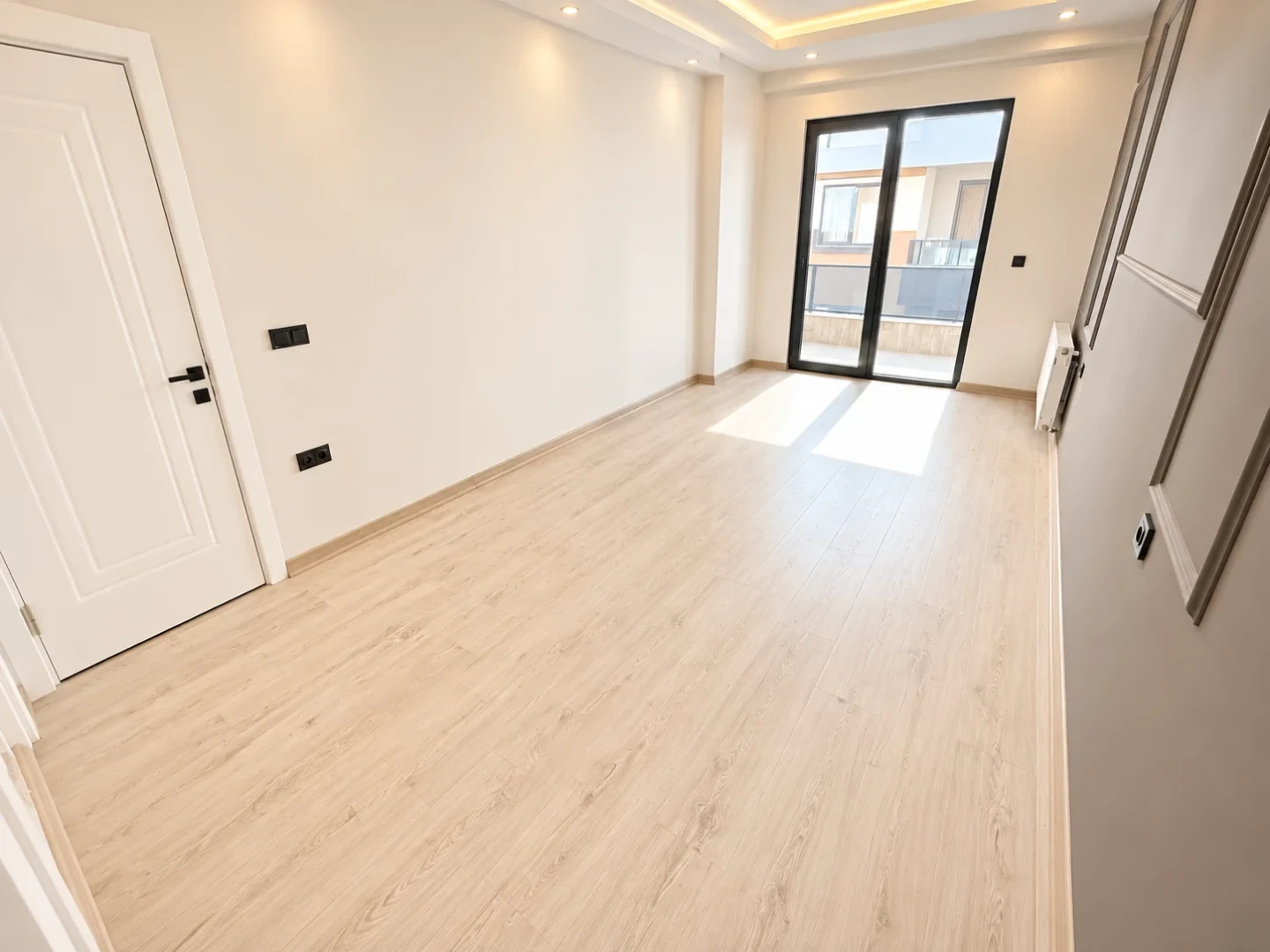 彡YÜKSEL'DEN KADIKÖYDE SİTE İÇİNDE SIFIR 3+1 ÖNCEPHE ARAKAT彡