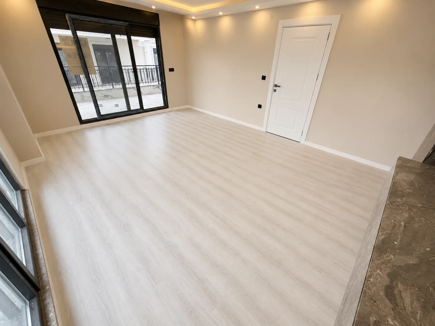 彡YÜKSEL'DEN EDREMİT'TE K.OTOPARK D.GAZLI PANJURLU SIFIR 3+1彡