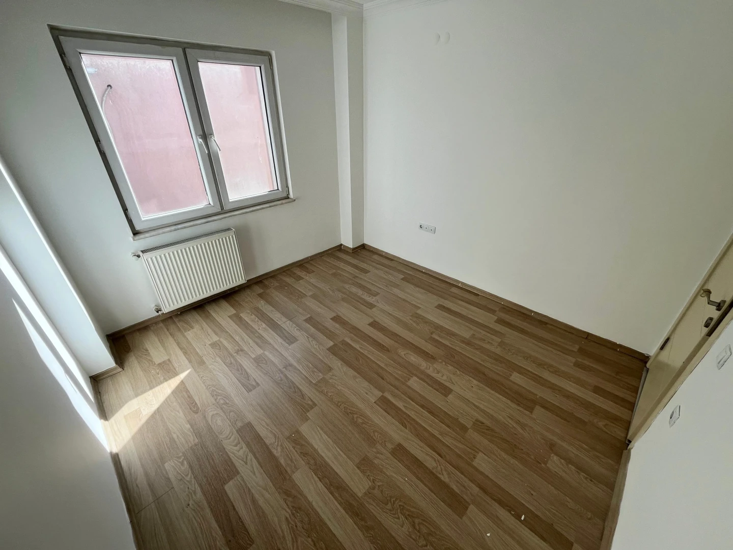 YÜKSELDEN İKİZÇAYDA KOMBİ HAZIR ARA KAT ÖN CEPHE 3+1 LÜKS DAİRE