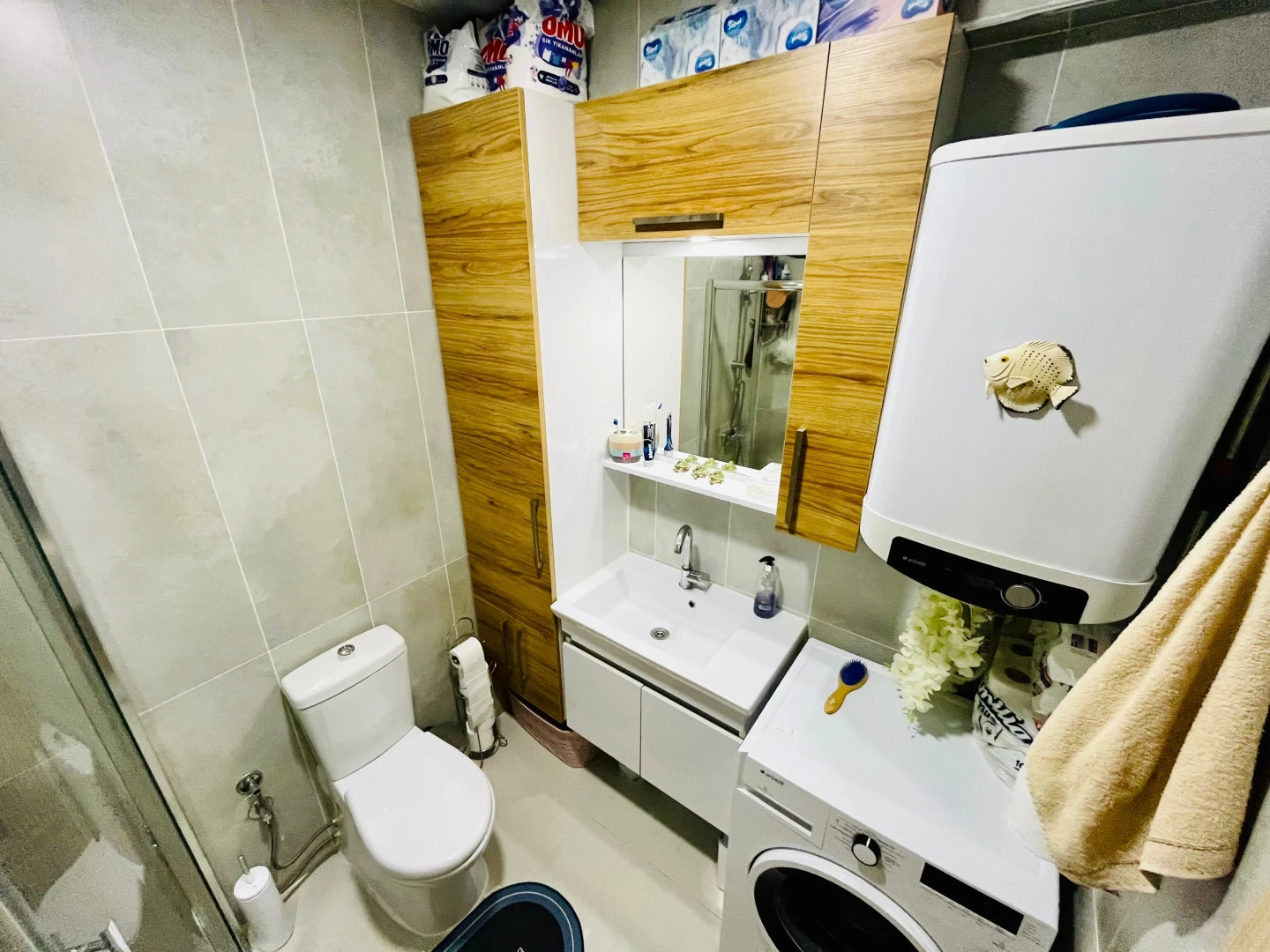 YETKİ YÜKSELDE AKÇAYIN EN GENİŞ EN FERAH SATILIK 1+1 LÜX DAİRESİ