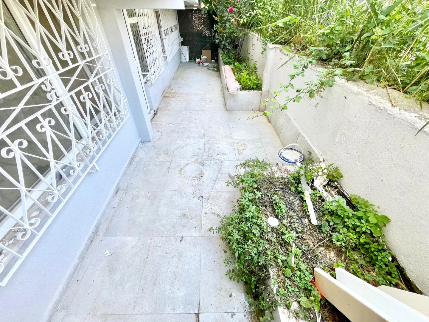 YÜKSEL'DEN ALTINKUM MERKEZ'DE DENİZE 100M MÜSTAKİL TADINDA DAİRE