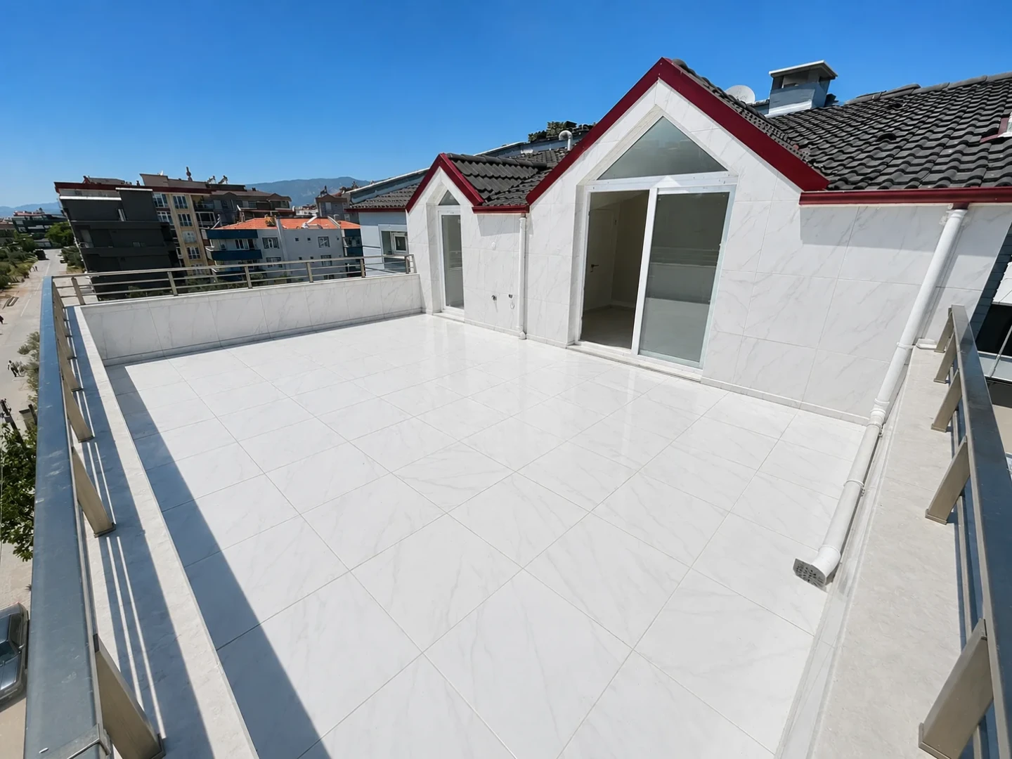 YÜKSEL'DEN KADIKÖY'DE 170 m² KONFORLU FERAH 4+1 SIFIR DUBLEKS