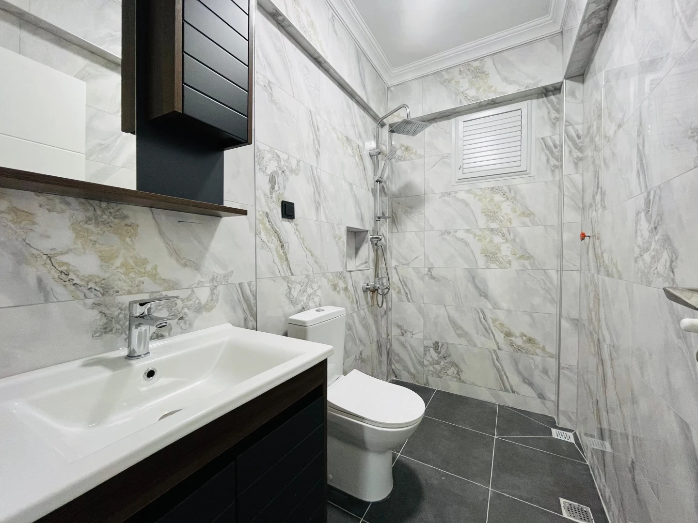 ▓YETKİSİ YÜKSEL'DEN ALTINOLUK'TA ÖNCEPHE ULTRA GENİŞ 2+1 DAİRE▓