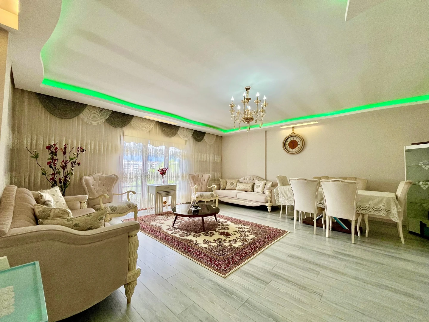 YÜKSELDEN AKÇAY'DA FULL KREDİLİ ÖNCEPHE EBEVEYN BANYOLU 3+1DAİRE