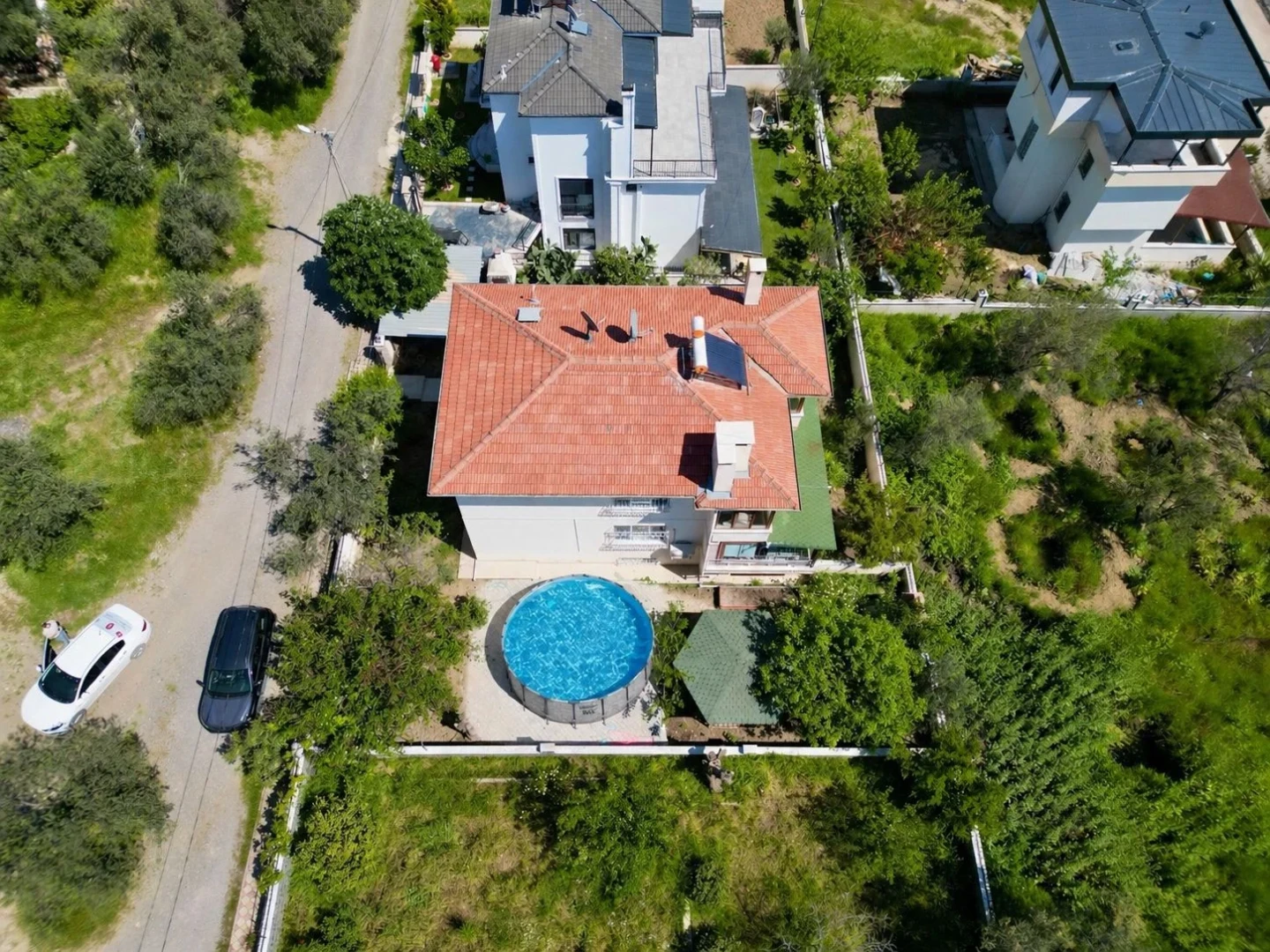 YÜKSELDEN GÜRENİN EN DEĞERLİ YERİNDE TAM BAĞIMSIZ 7+2EŞSİZ VİLLA