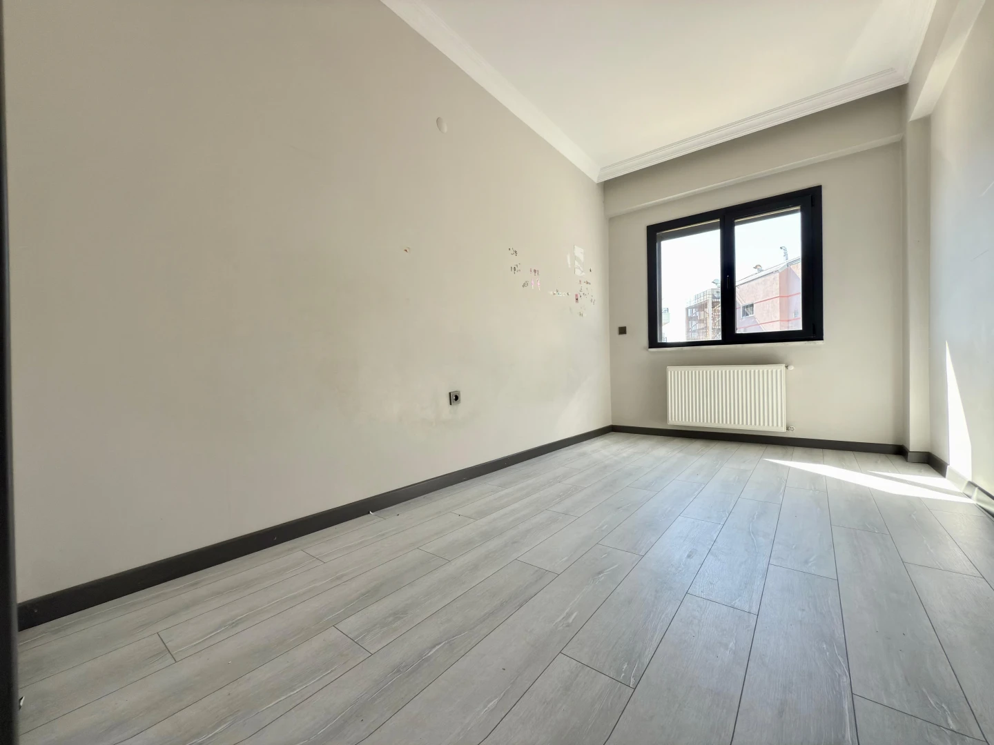 YÜKSELDEN AKÇAY MERKEZDE ULTRA GENİŞ 3+1 SATILIK LÜKS DAİRE