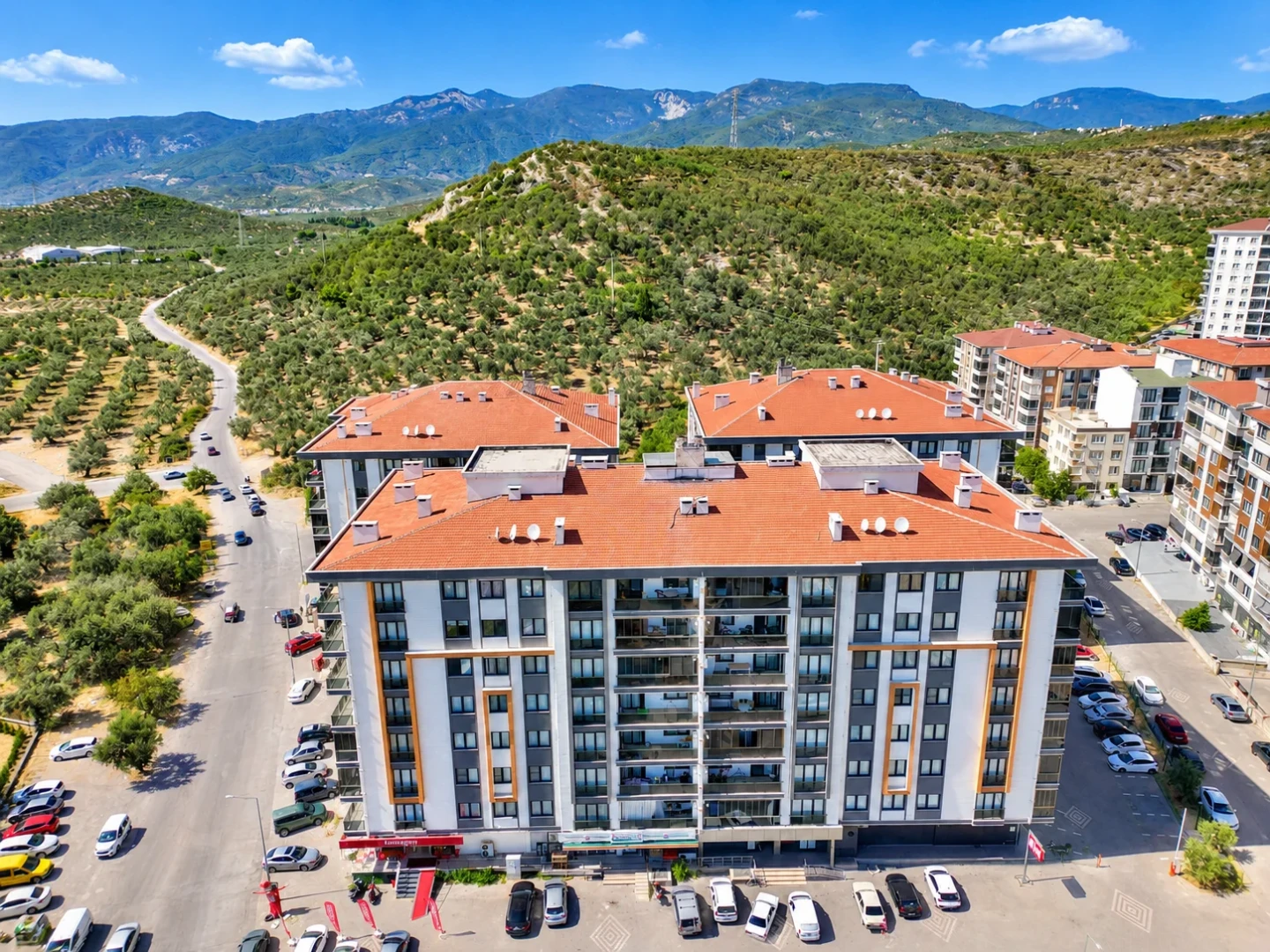 ꨄ︎ YÜKSEL'DEN KADIKÖY'DE ÖN CEPHE ARA KAT DAĞ MANZARALI 3+1 SATILIK DAİRE ꨄ