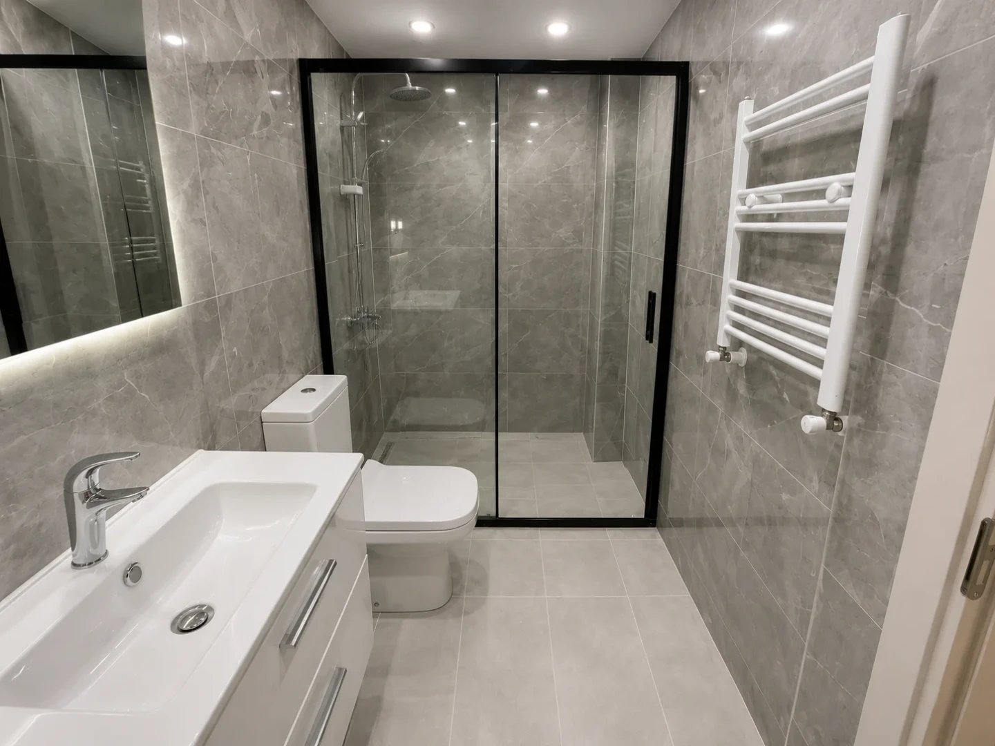 ツ YÜKSEL'DEN TUZCUMURAT'TA SIFIR 1+1 GENİŞ LÜKS DAİRE ツ