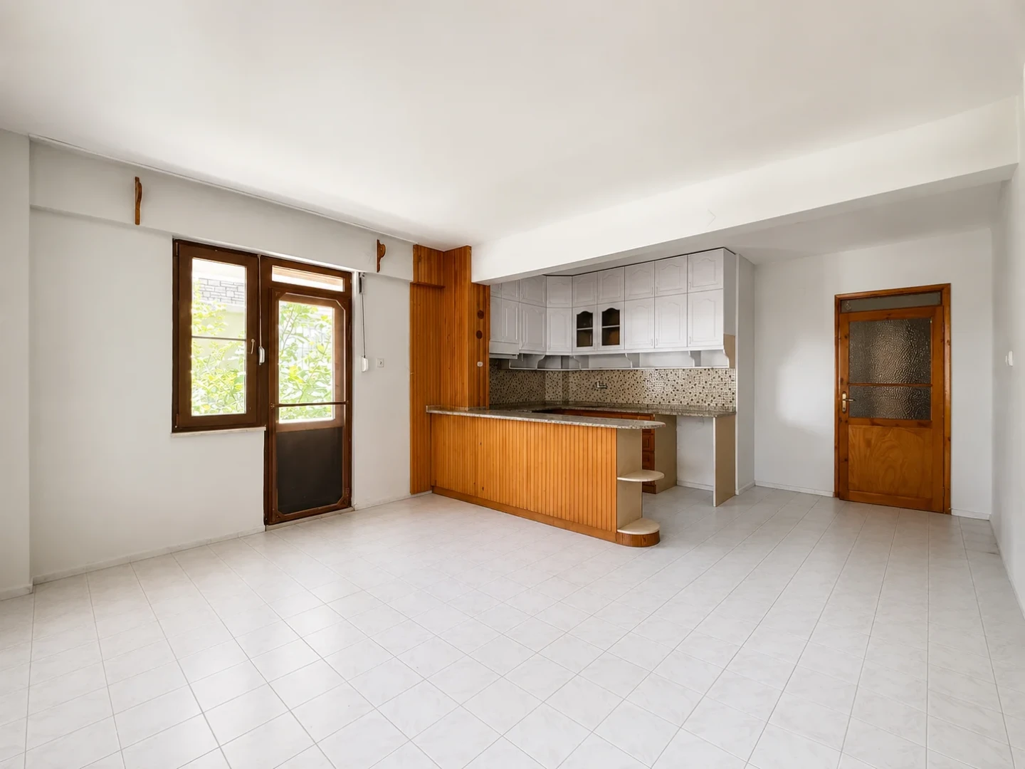 YÜKSEL'DEN ALTINKUM'DA DENİZE SADECE 1 ADIM ÖNCEPHE 2+1 DAİRE