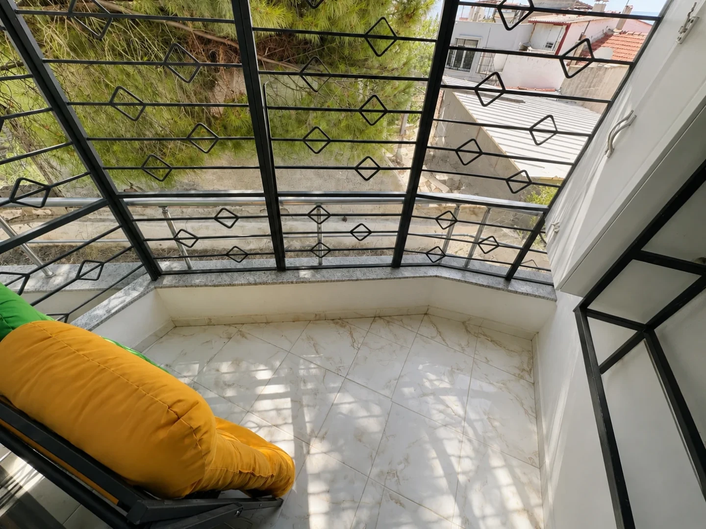 YÜKSEL'DEN HEKİMZADE'DE 2 YAŞINDA 1+1 GENÇ DAİRE