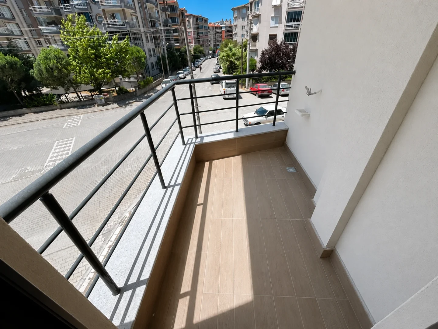 ⫸YÜKSEL'DEN GAZİCELAL'DE ARAKAT 1 AYA TESLİM 2+1 DAİRE⫸