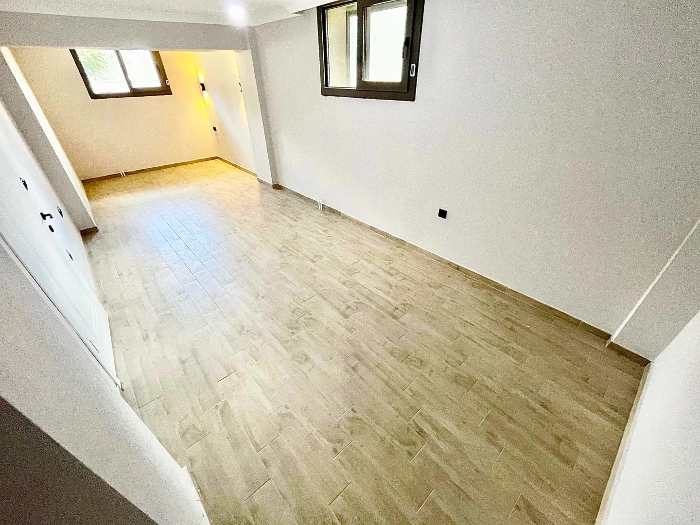 YÜKSELDEN GÜREDE HAVUZLU AYRI MUTFAK ŞAHANE SİTEDE 3+1 VİLLA