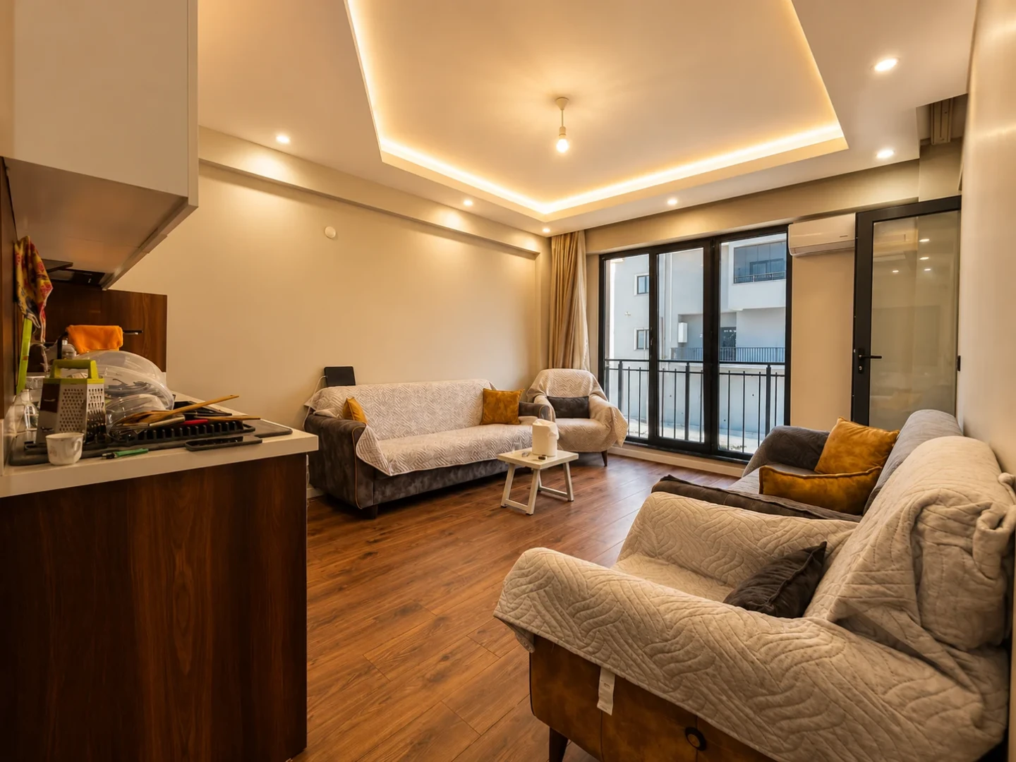 YÜKSEL'DEN ATATÜRK'TE SİTE İÇİNDE EBEVEYN BANYOLU 1+1 LÜKS DAİRE