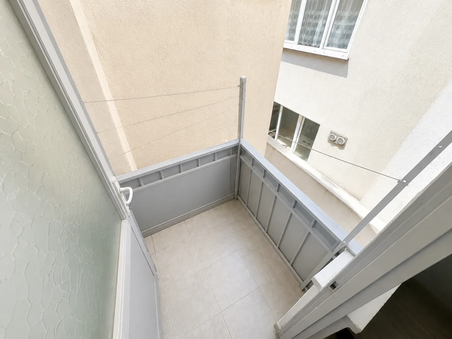 ツYÜKSEL'DEN EDREMİT'TE UYGUN FİYAT KAPALI MUTFAKLI 2+1 DAİRE