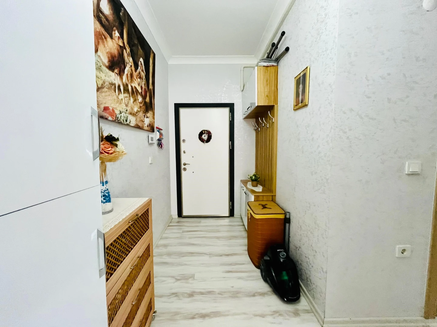 YETKİ YÜKSELDE AKÇAYIN EN GENİŞ EN FERAH SATILIK 1+1 LÜX DAİRESİ