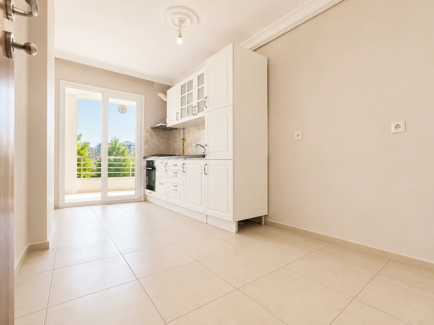 ツYÜKSEL'DEN KADIKÖY MERKEZDE ÇİFT CEPHELİ ARAKAT 3+1 DAİRE ツ