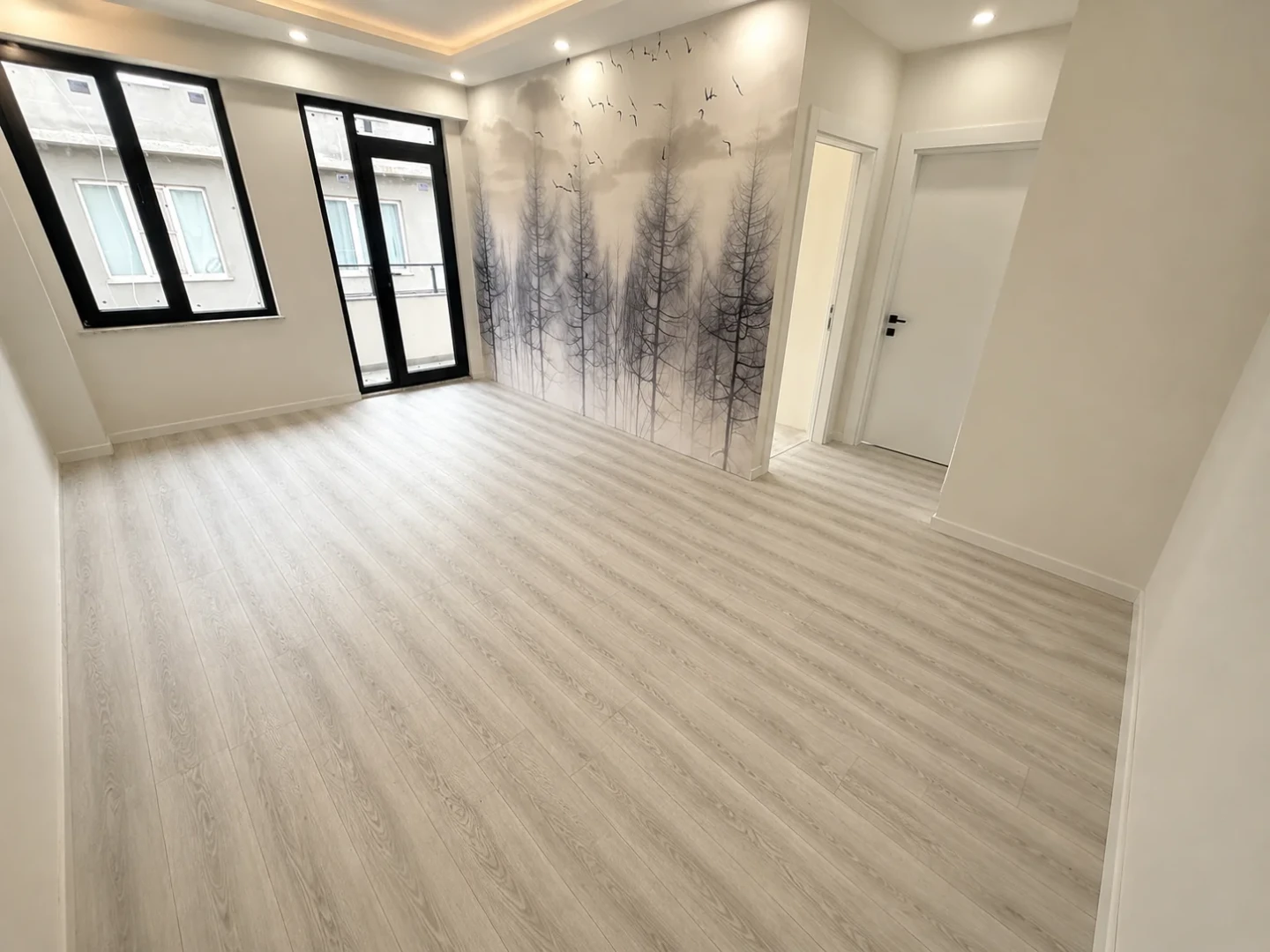 YÜKSEL'DEN KADIKÖY'DE SATIŞA YENİ ÇIKAN ŞIK 2+1 DAİRE