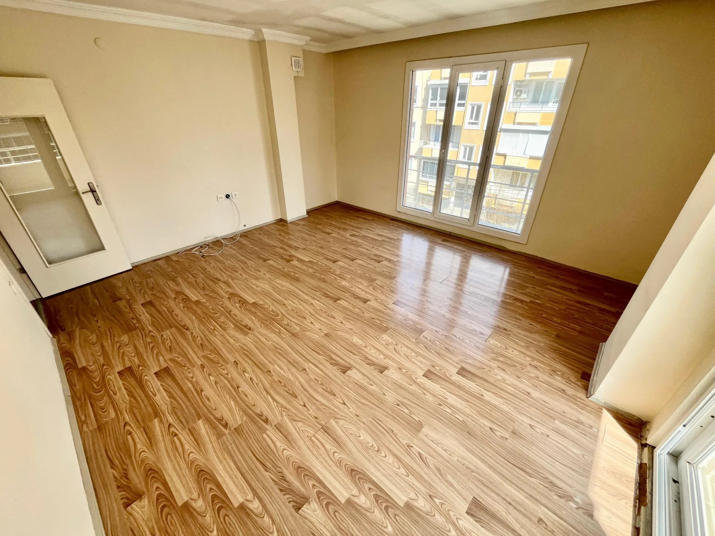 ▓YÜKSEL'DEN ALTINKUM DA AYRI MUTFAKLI ULTRA GENİŞ ARAKAT 3+1 DAİRE