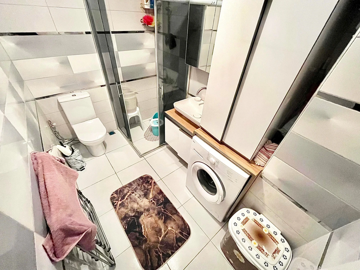 YETKİSİ SADECE YÜKSEL'DEN KAPALI OTOPARKLI D.GAZLI LUX 1+1 DAİRE
