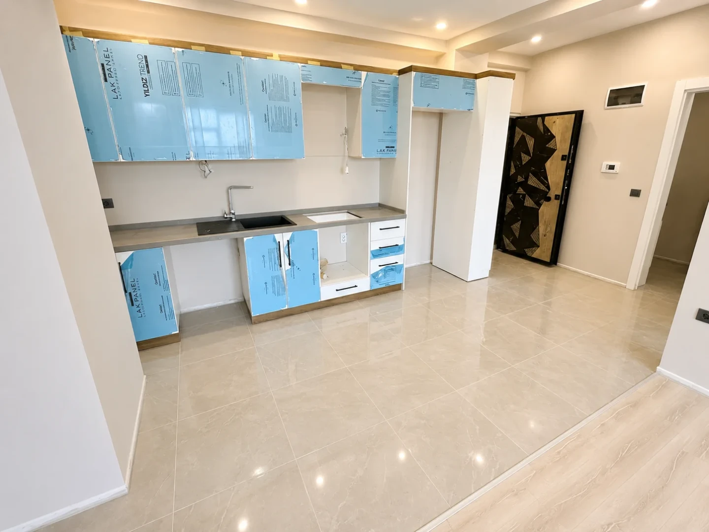 YÜKSEL'DEN ATATÜRK'TE ARAKAT | SIFIR 1+1 |KAPALI OTOPARKLI DAİRE
