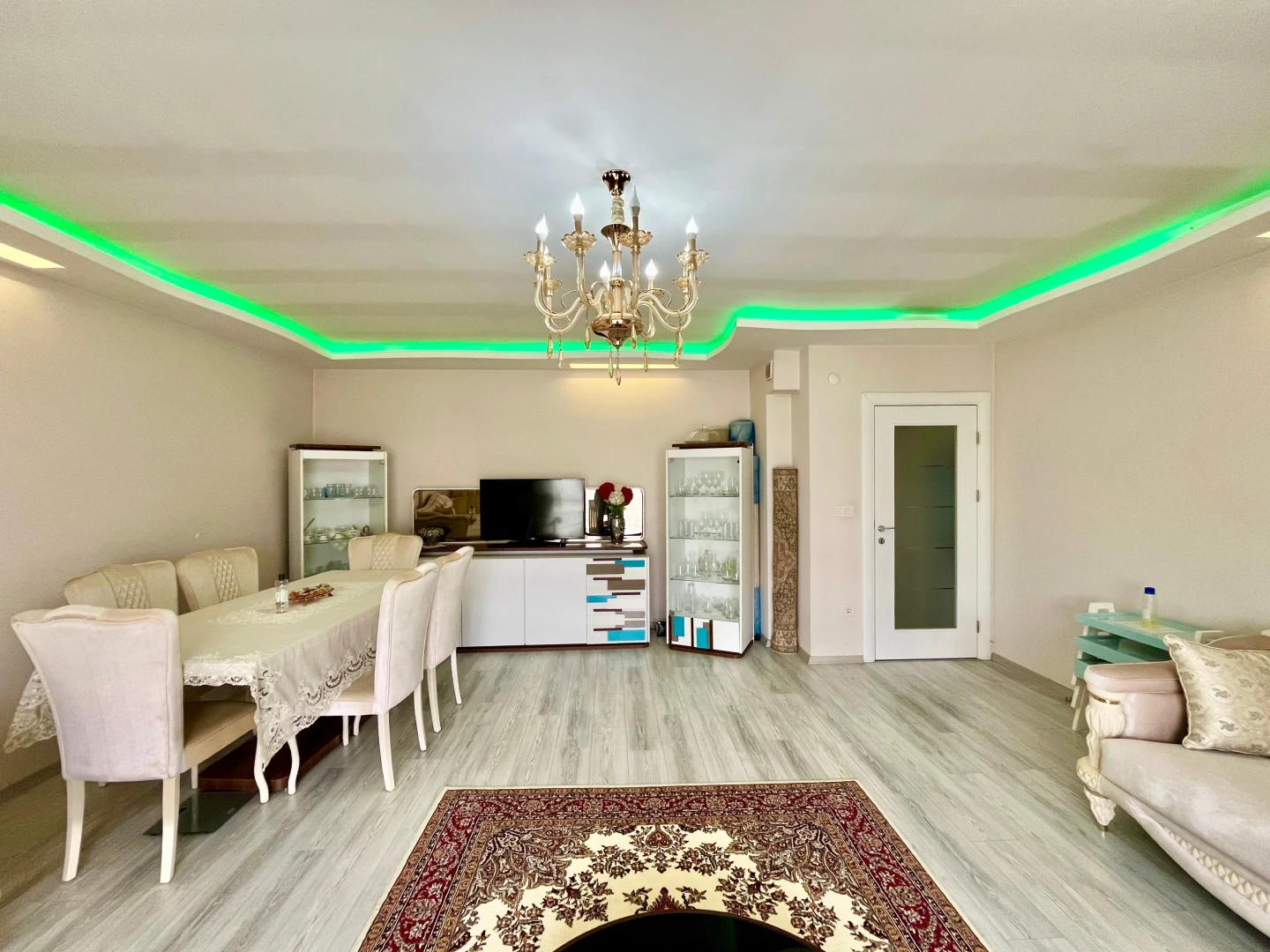 YÜKSELDEN AKÇAY'DA FULL KREDİLİ ÖNCEPHE EBEVEYN BANYOLU 3+1DAİRE