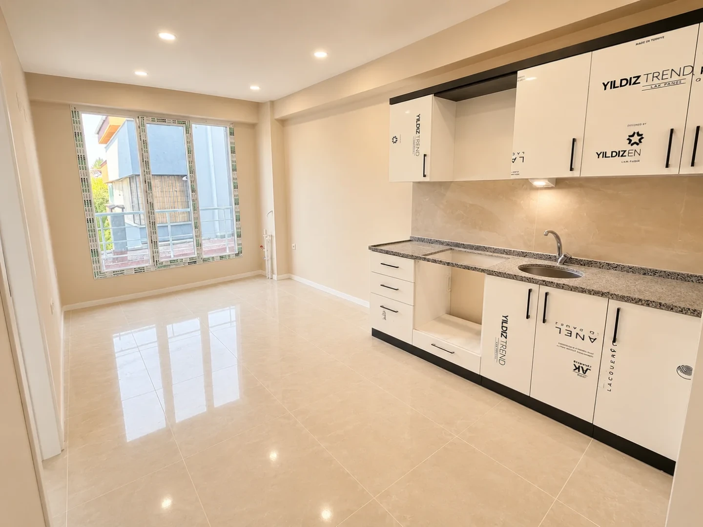 YÜKSEL'DEN ARAKAT | 1+1 | YERDEN ISITMALI | ÖNÜ AÇIK FERAH DAİRE