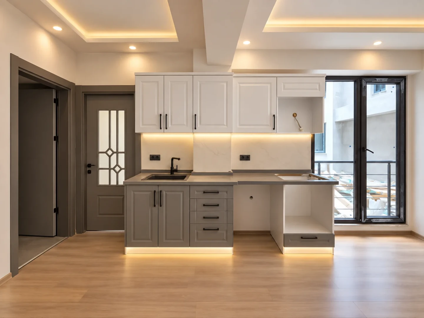 YÜKSEL'DEN TUZCUMURAT'TA GENÇ BİNADA LÜKS 1+1 OTOPARKLI DAİRE