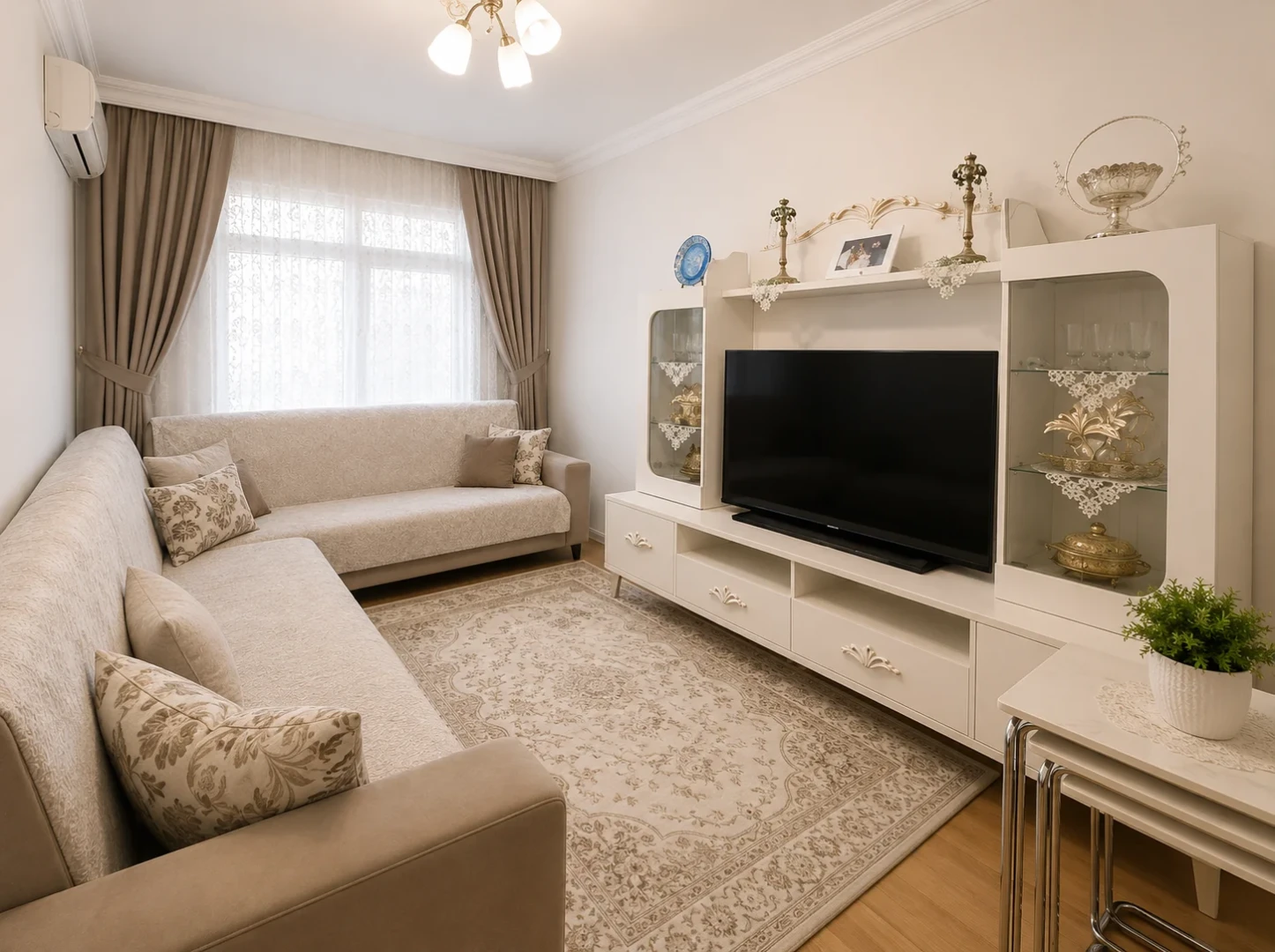 YÜKSEL'DEN EDREMİT'TE 3+1 ARAKAT DOĞALGAZLI ÖN CEPHE DAİRE