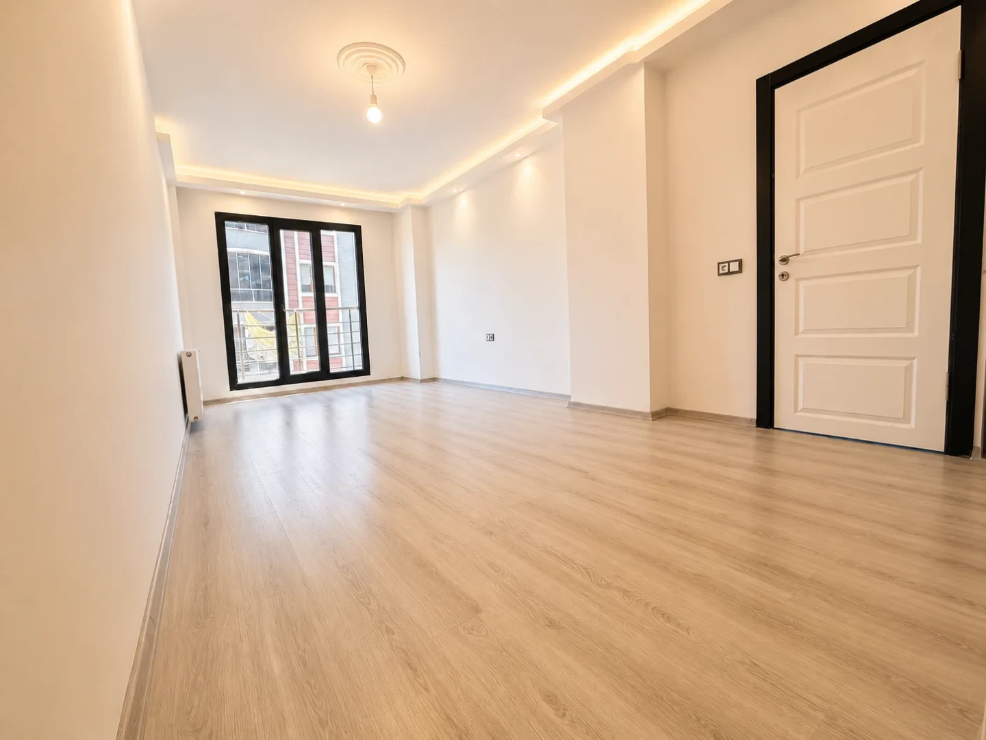 YÜKSEL'DEN KADIKÖY'DE SİTE İÇİNDE 3+1 FULL KREDİ EBEVYN BANYOLU