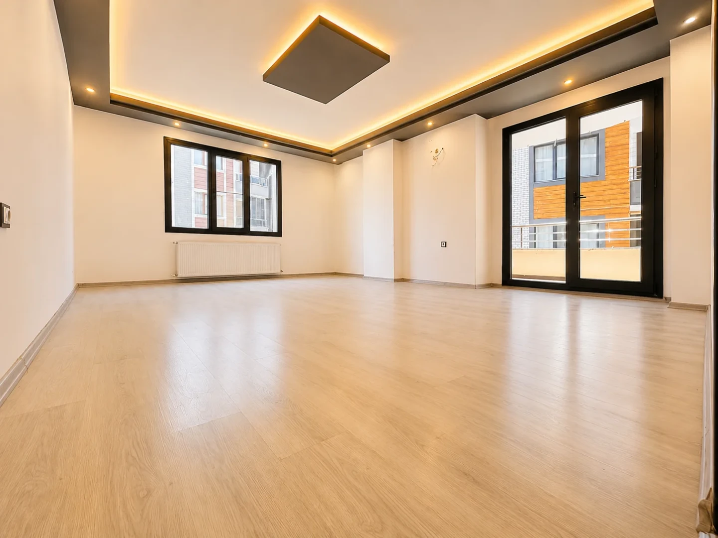 YÜKSEL'DEN KADIKÖY'DE SİTE İÇİNDE 3+1 FULL KREDİ EBEVYN BANYOLU