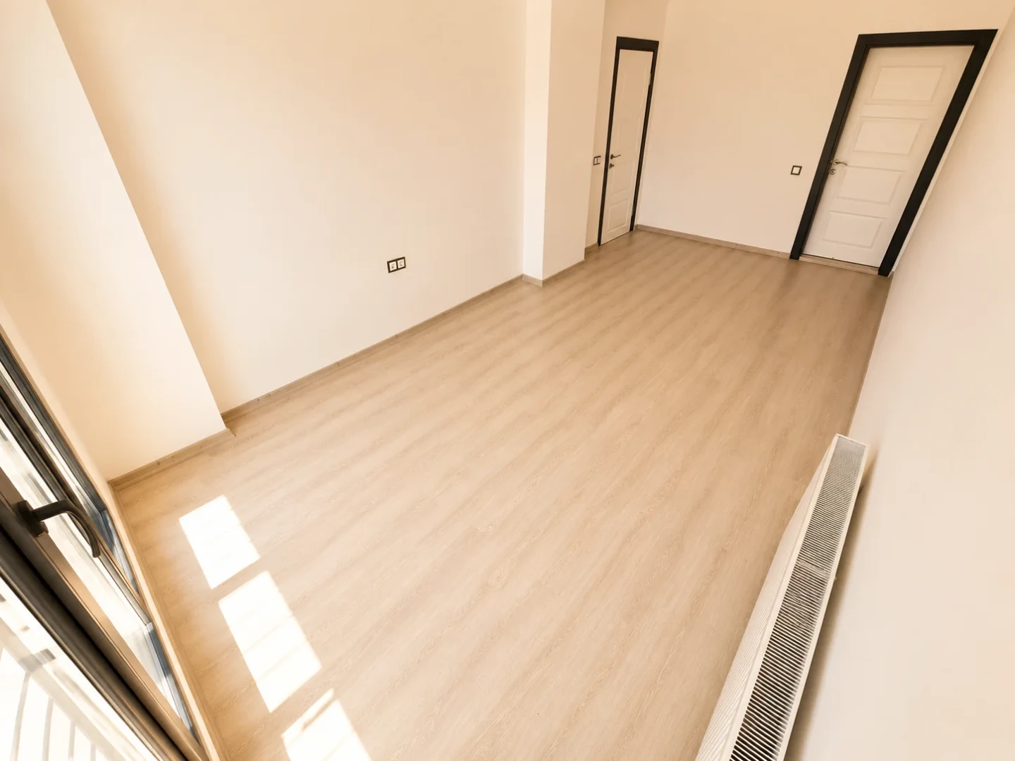 YÜKSEL'DEN KADIKÖY'DE SİTE İÇİNDE 3+1 FULL KREDİ EBEVYN BANYOLU