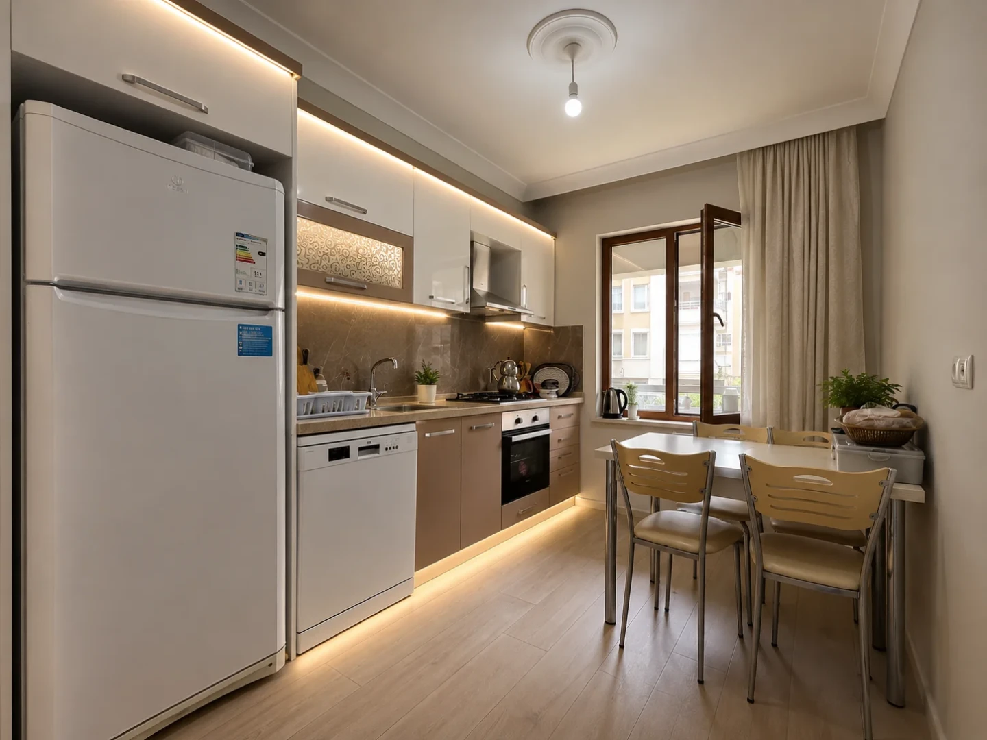 YÜKSELDEN ÖNCEPHE SİTE İÇİ PAZAR SOKAĞINA YAKIN FIRSAT 3+1DAİRE