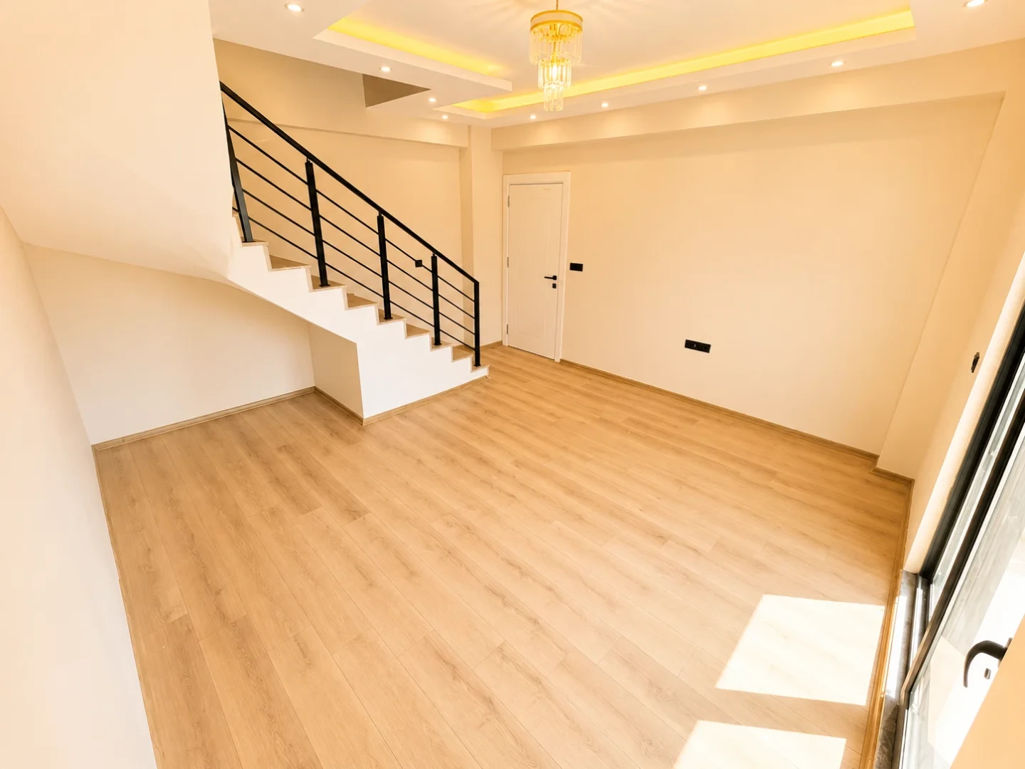 YÜKSEL'DEN TURHANBEY'DE KAPALI OTOPARKLI 165 m² 2+1 DUBLEKS