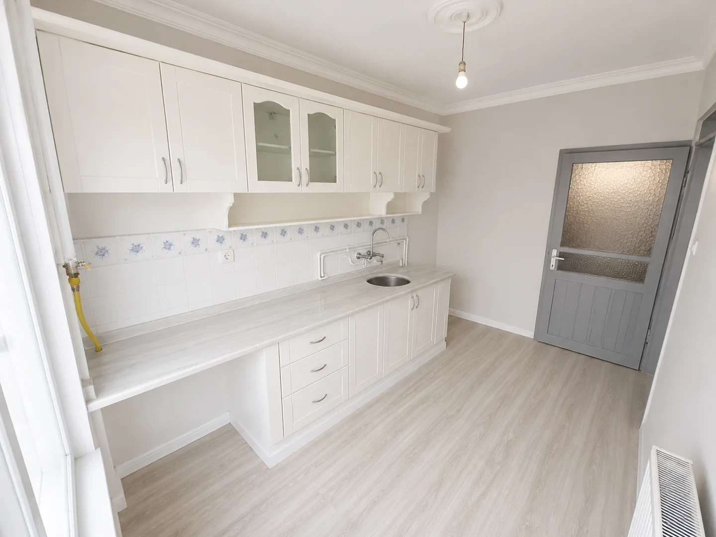 ツYÜKSEL'DEN EDREMİT'TE UYGUN FİYAT KAPALI MUTFAKLI 2+1 DAİRE