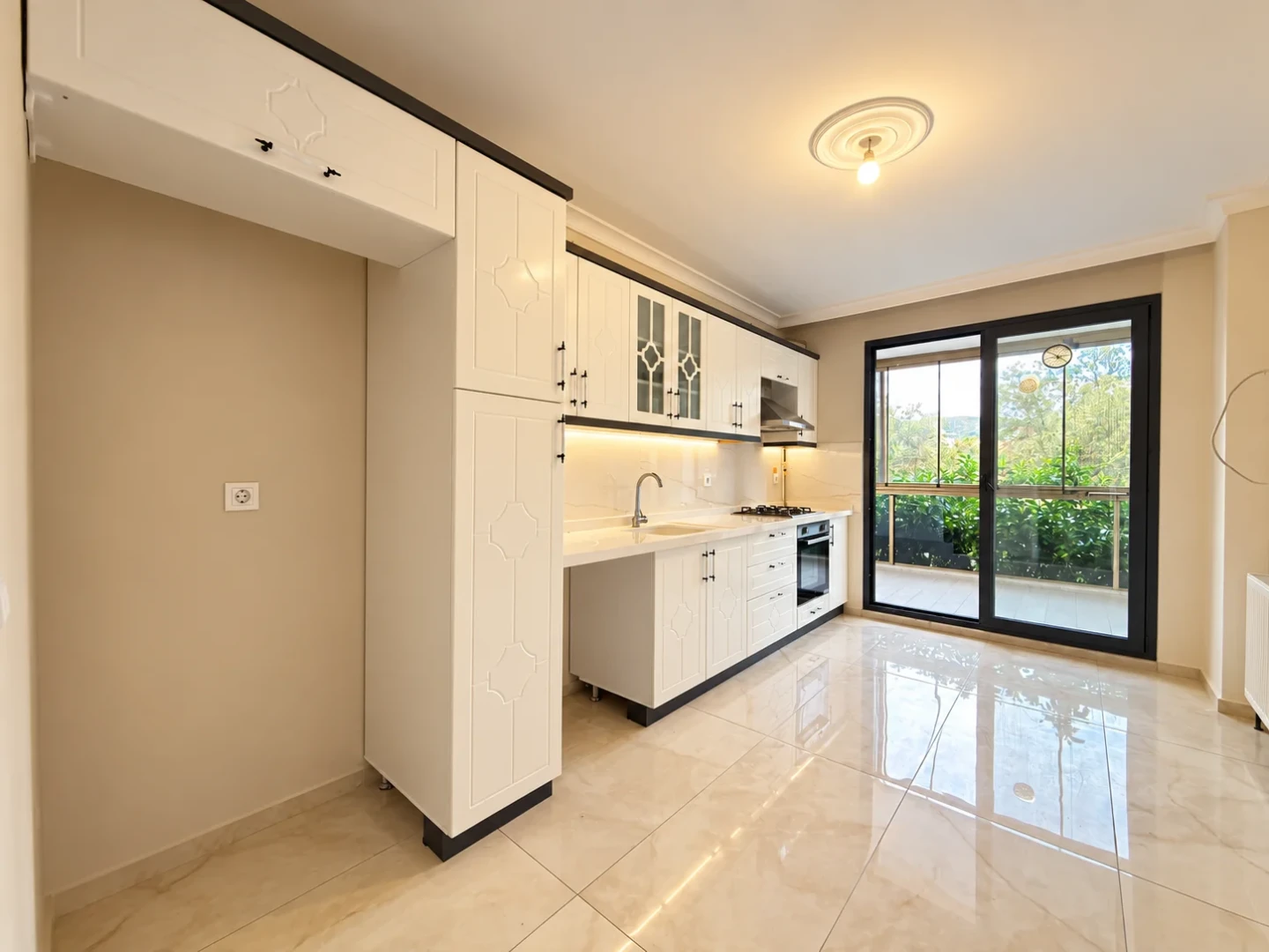 彡 YÜKSEL'DEN KADIKÖY'DE MÜSTAKİL TADINDA FERAH 3+1 DAİRE 彡