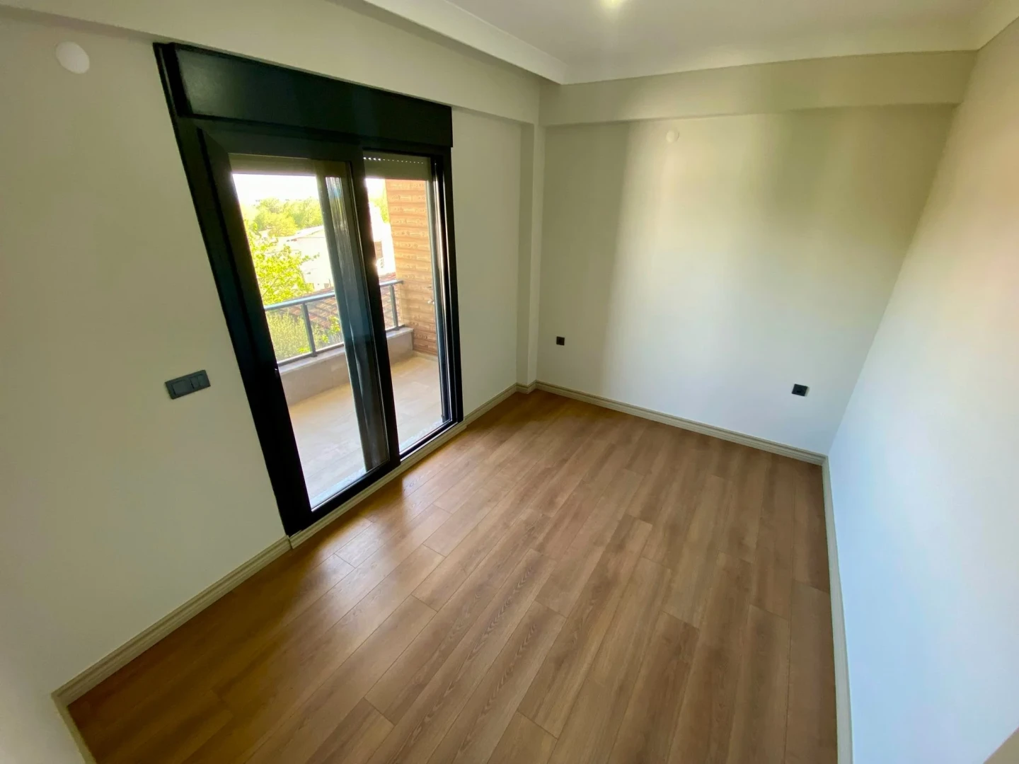 YÜKSEL'DEN GÜRE'DE ÖN CEPHE ULTRA LUX SIFIR BİNADA 1+1 DAİRE