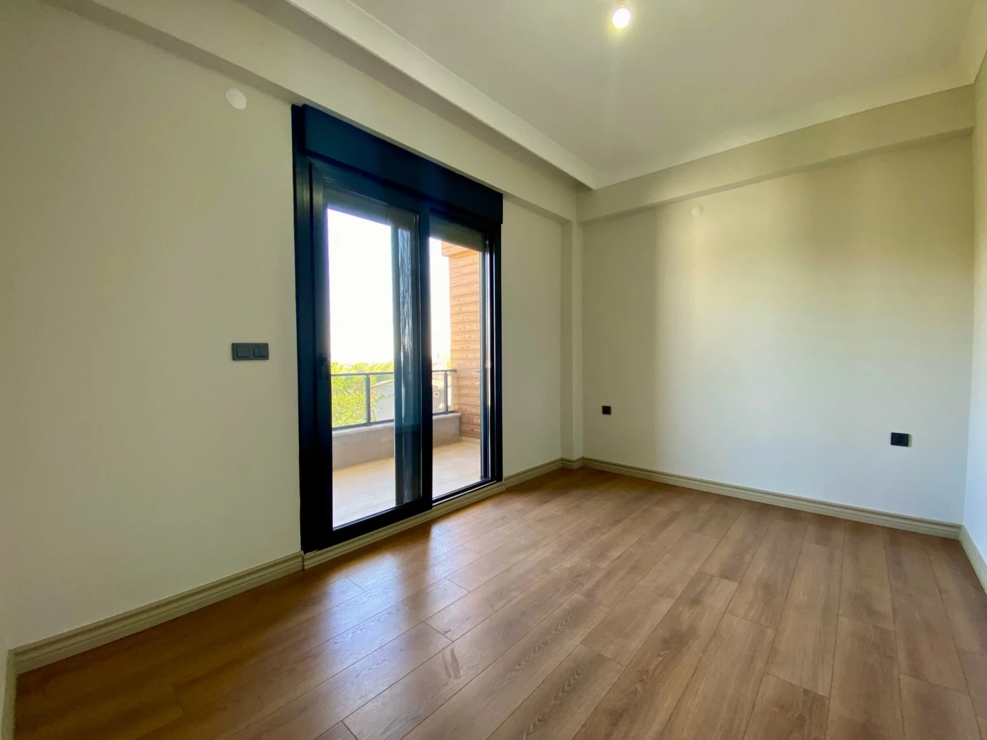 YÜKSEL'DEN GÜRE'DE ÖN CEPHE ULTRA LUX SIFIR BİNADA 1+1 DAİRE