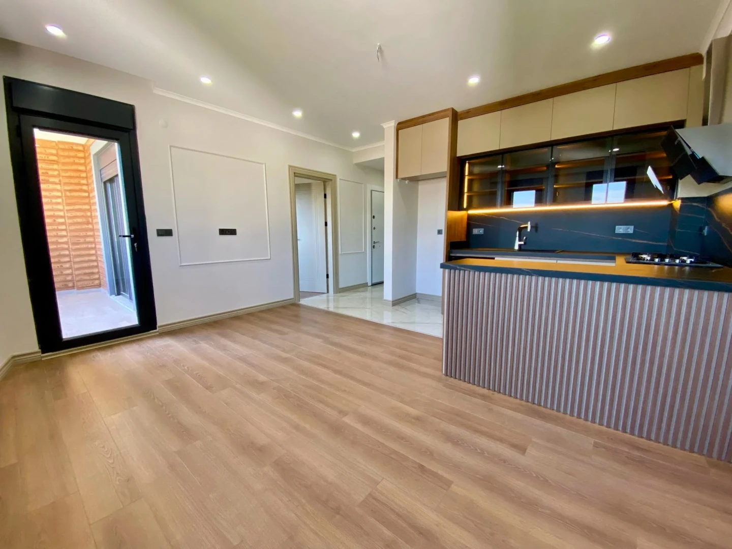 YÜKSEL'DEN GÜRE'DE ÖN CEPHE ULTRA LUX SIFIR BİNADA 1+1 DAİRE