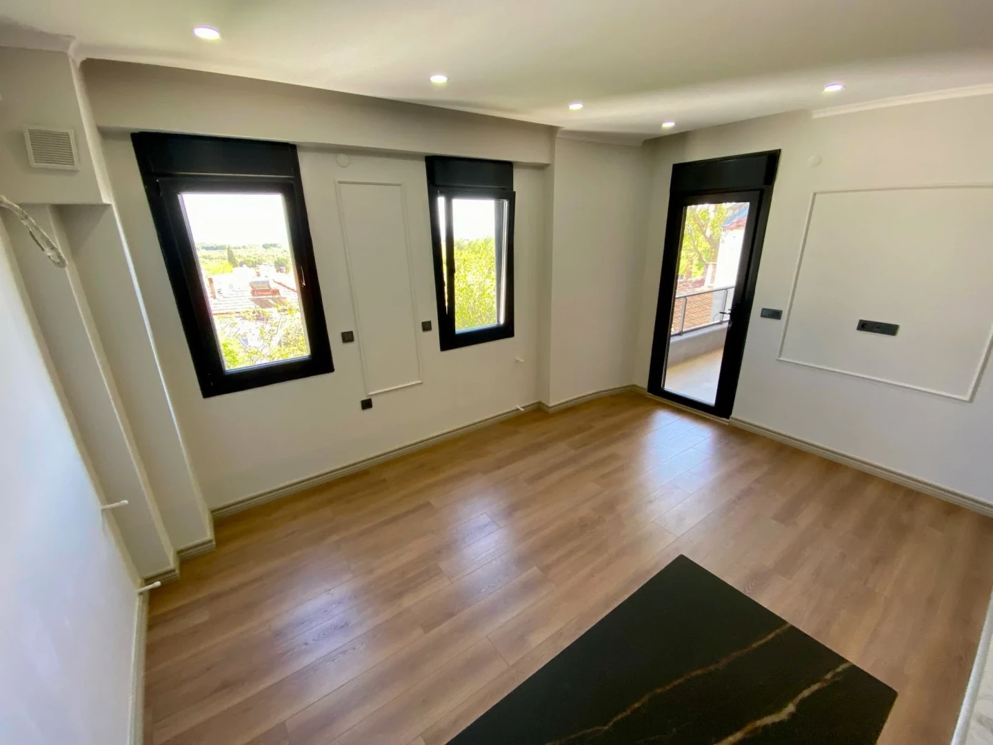 YÜKSEL'DEN GÜRE'DE ÖN CEPHE ULTRA LUX SIFIR BİNADA 1+1 DAİRE