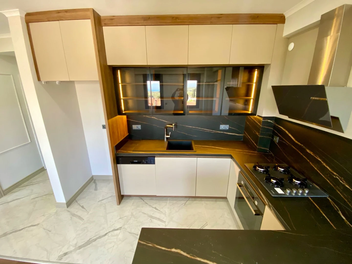 YÜKSEL'DEN GÜRE'DE ÖN CEPHE ULTRA LUX SIFIR BİNADA 1+1 DAİRE