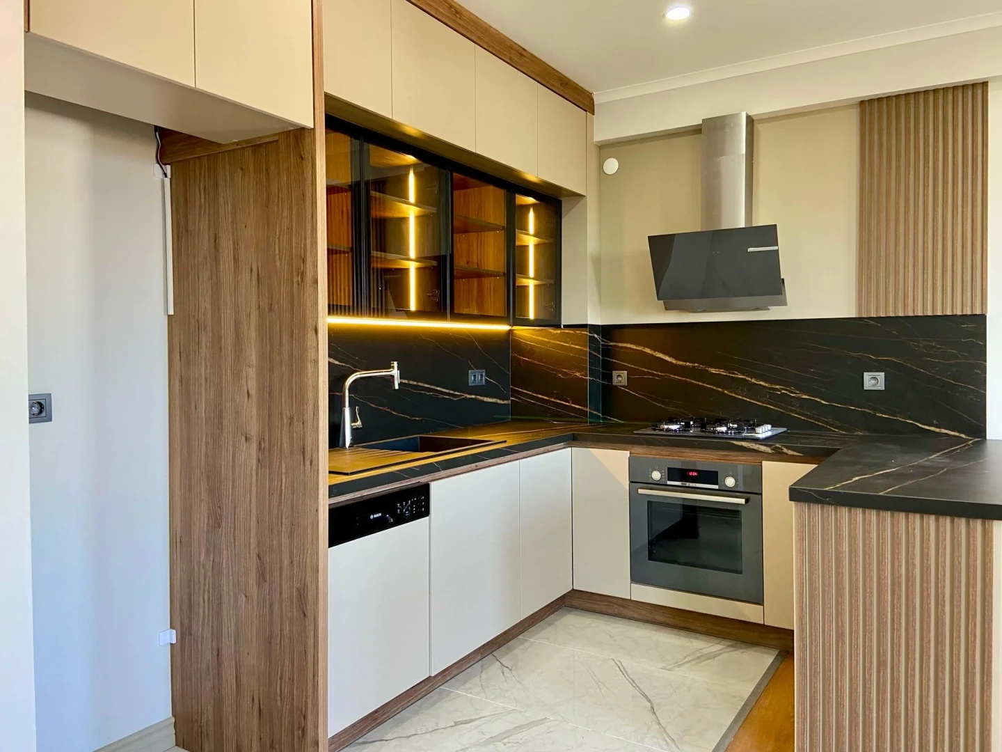 YÜKSEL'DEN GÜRE'DE ÖN CEPHE ULTRA LUX SIFIR BİNADA 1+1 DAİRE
