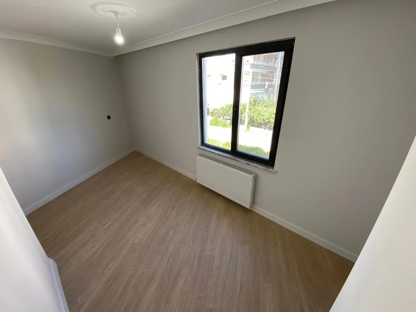YÜKSELDEN ALTINKUMDA AYRI MUTFAK ÖN CEPHE SATILIK 2+1SIFIR DAİRE