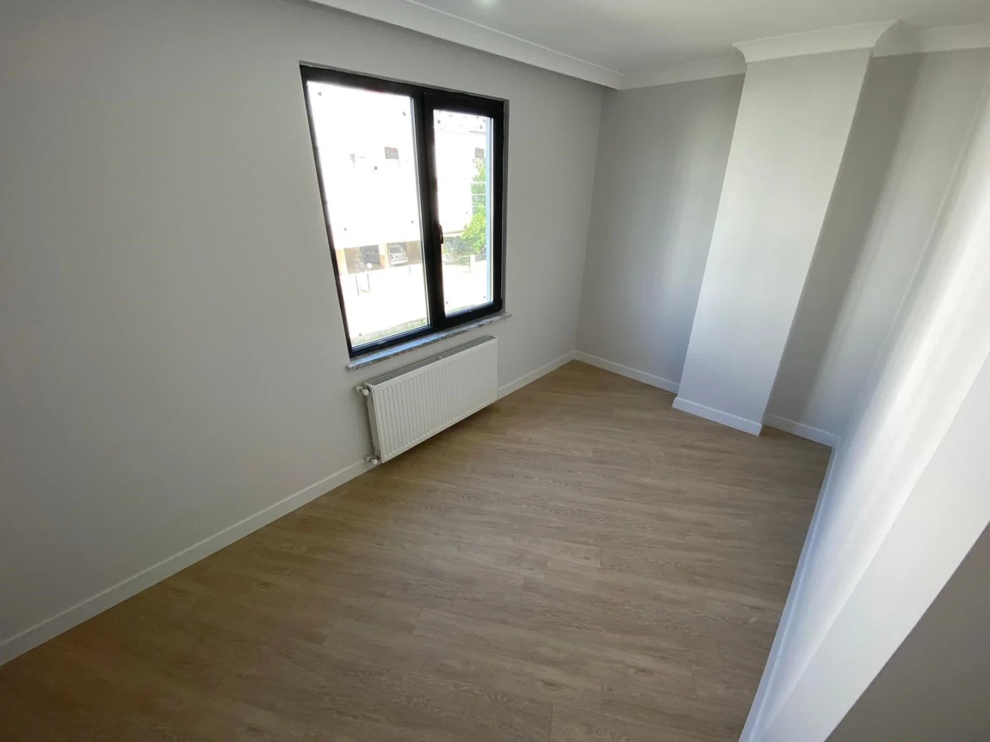 YÜKSELDEN ALTINKUMDA AYRI MUTFAK ÖN CEPHE SATILIK 2+1SIFIR DAİRE