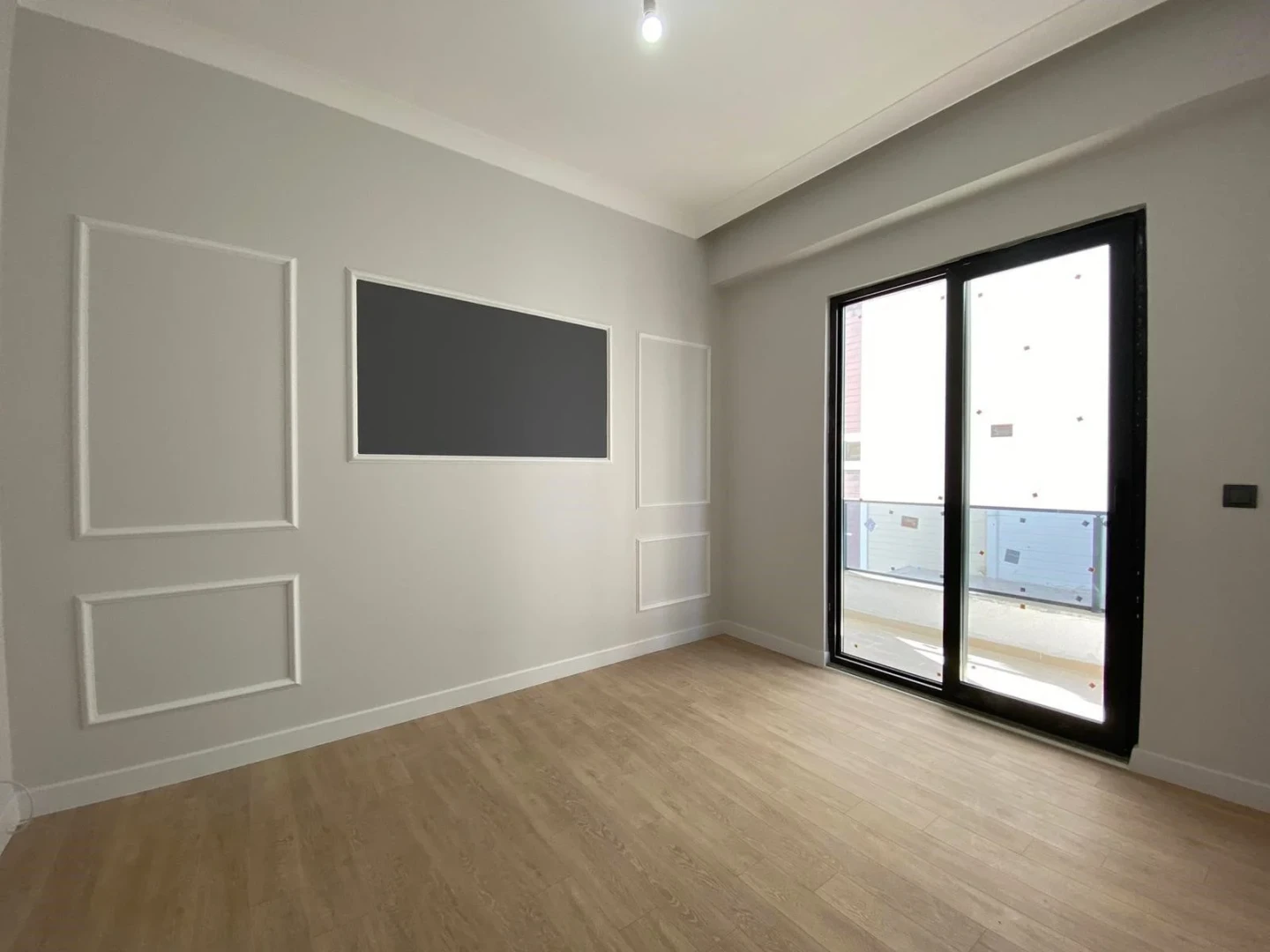 YÜKSELDEN ALTINKUMDA AYRI MUTFAK ÖN CEPHE SATILIK 2+1SIFIR DAİRE