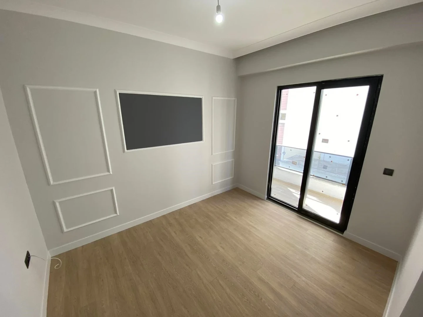 YÜKSELDEN ALTINKUMDA AYRI MUTFAK ÖN CEPHE SATILIK 2+1SIFIR DAİRE