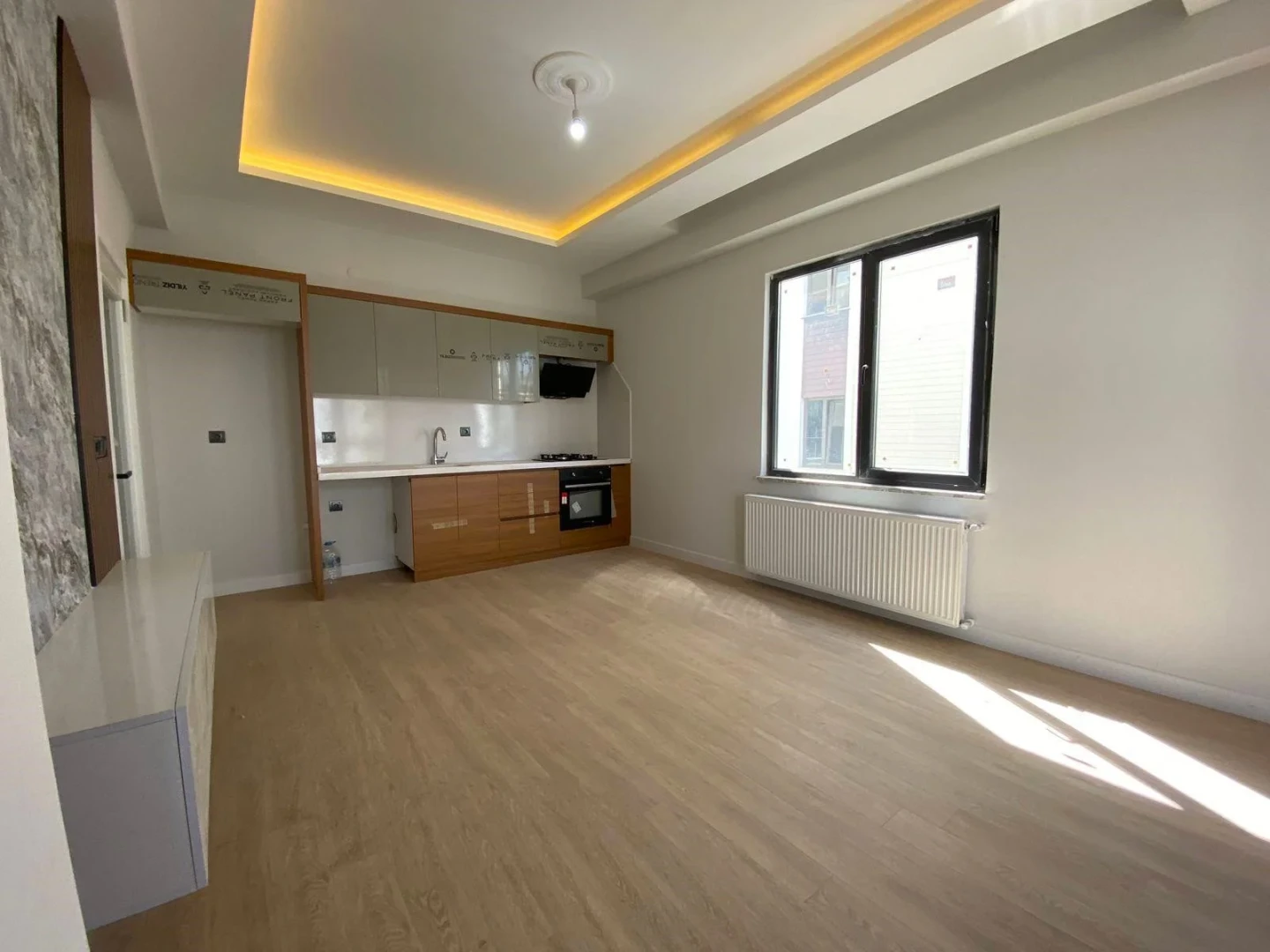 YÜKSELDEN ALTINKUMDA AYRI MUTFAK ÖN CEPHE SATILIK 2+1SIFIR DAİRE