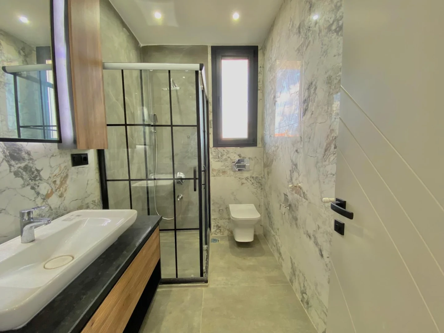 YÜKSEL'DEN HAVUZLU ULTRA LUX PROJE DE 3+1 MUHTEŞEM VİLLA