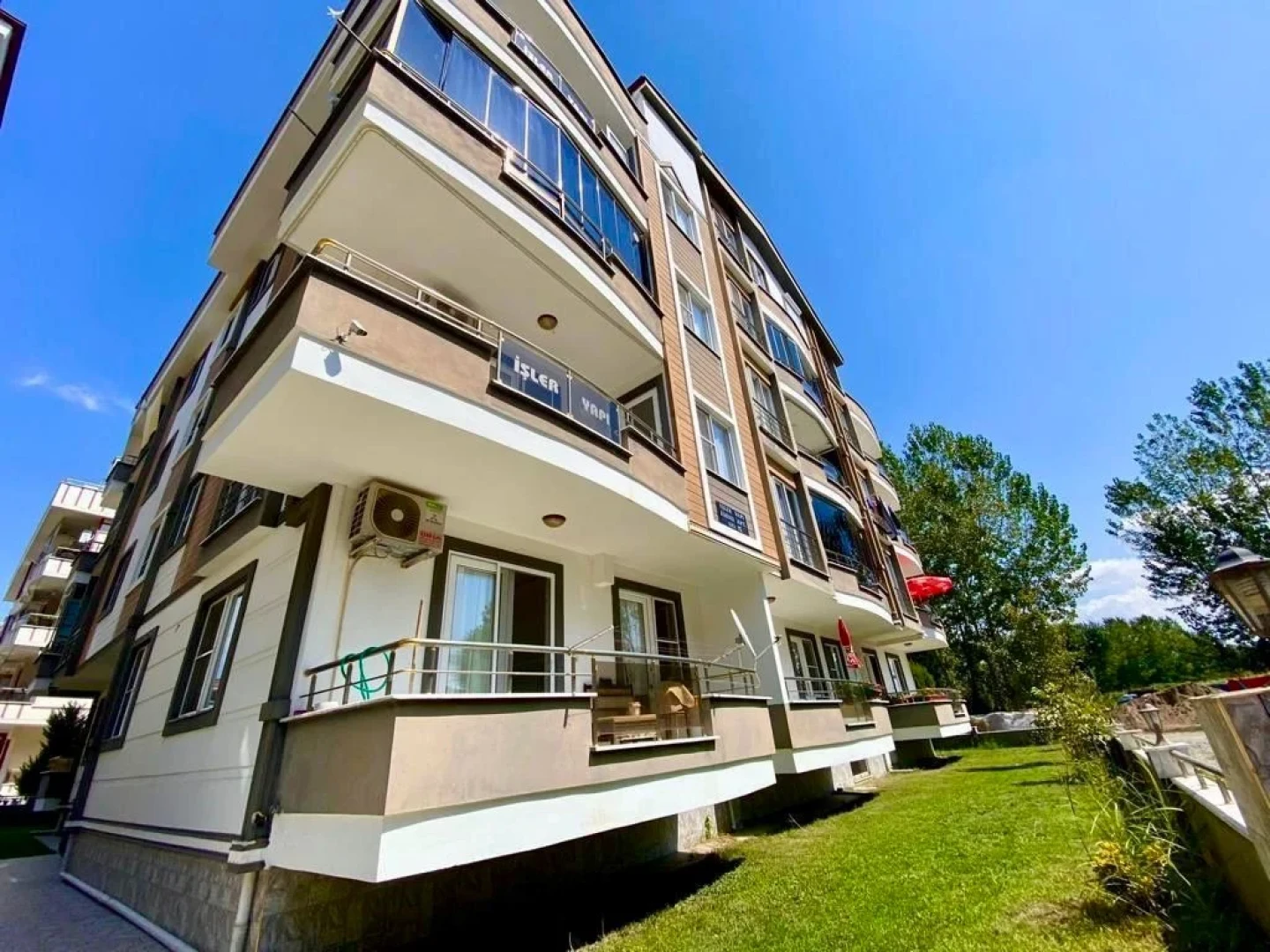 YÜKSELDEN ALTINKUMDA AYRI MUTFAK ÖN CEPHE YÜKSEK KREDİ 2+1 DAİRE